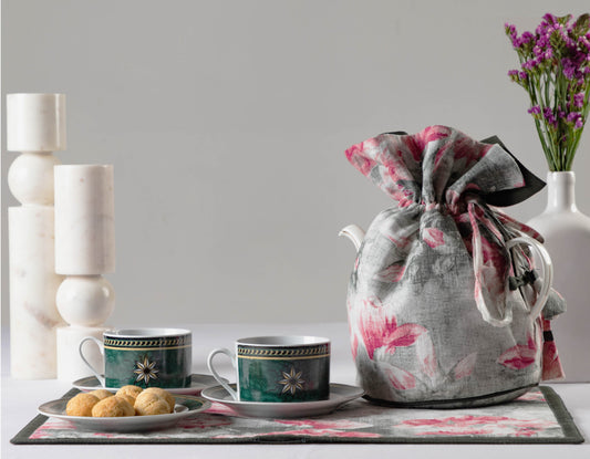 Suhani Tea Cozy & Tray Cloth set