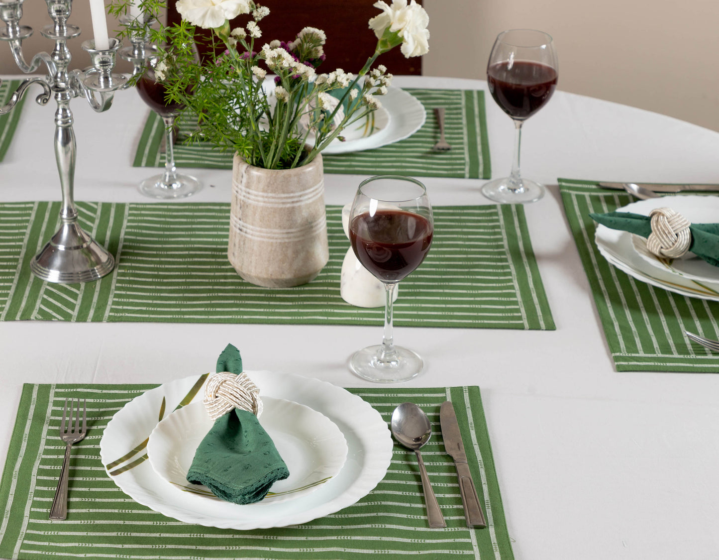 Jenisha Placemats & Runner Set (Reversible)