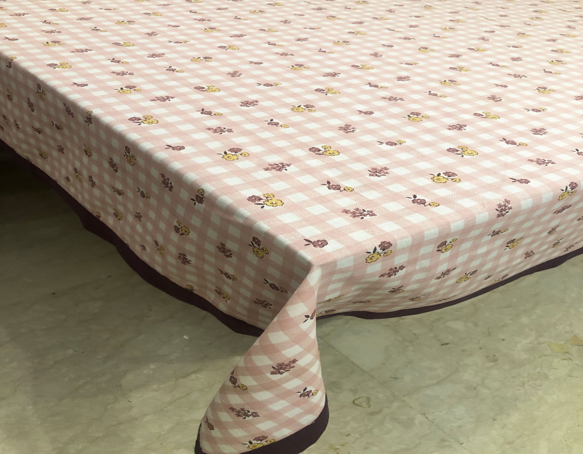 Table cloth online