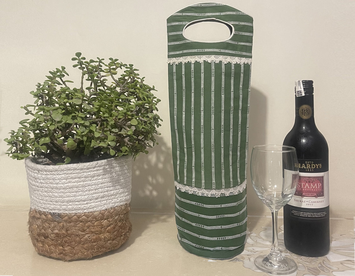 Elian Bottle Bag