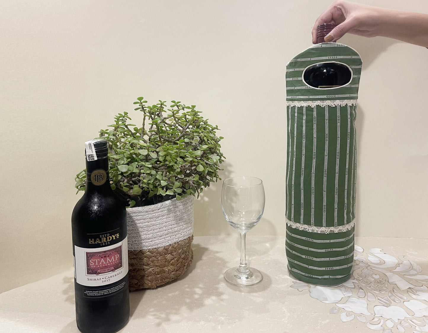 Elian Bottle Bag