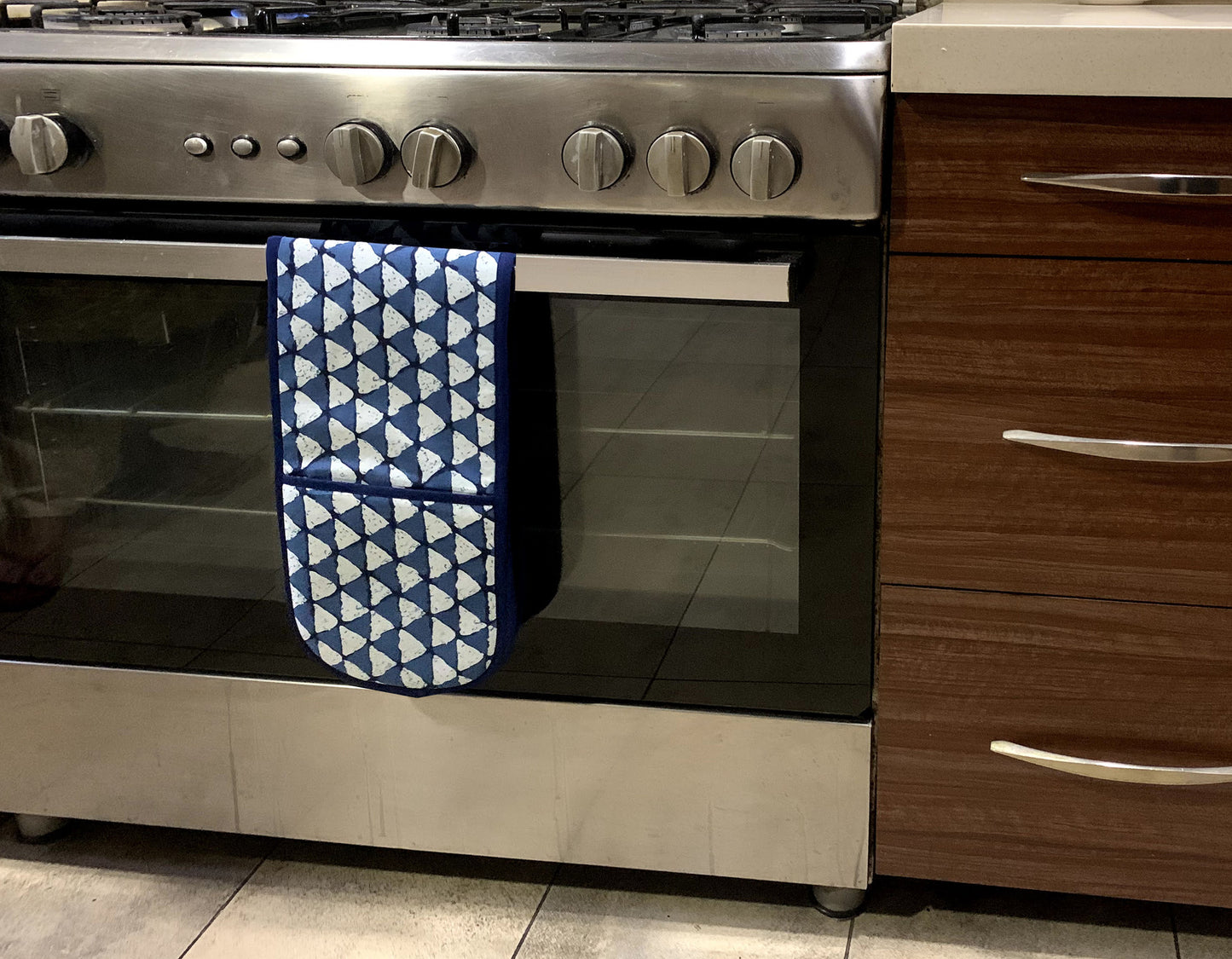 Flaky Double Oven Mitts