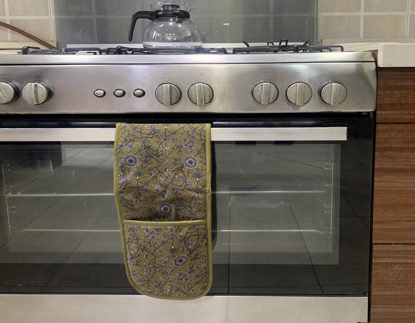 Olive Twigs Double Oven Mitts