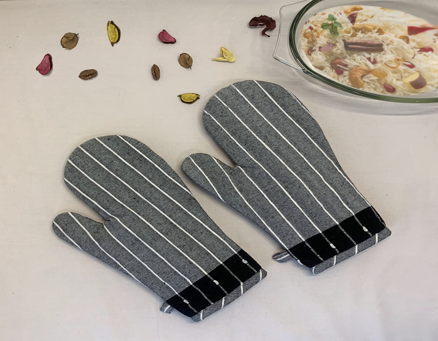 Tawake Oven Mitts