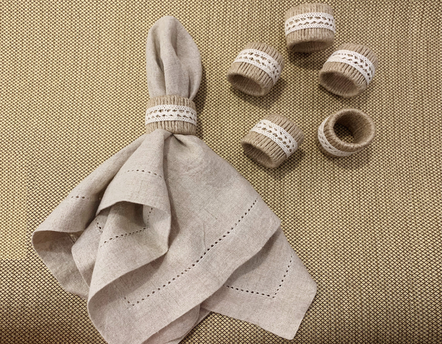 Fiora Napkin Ties