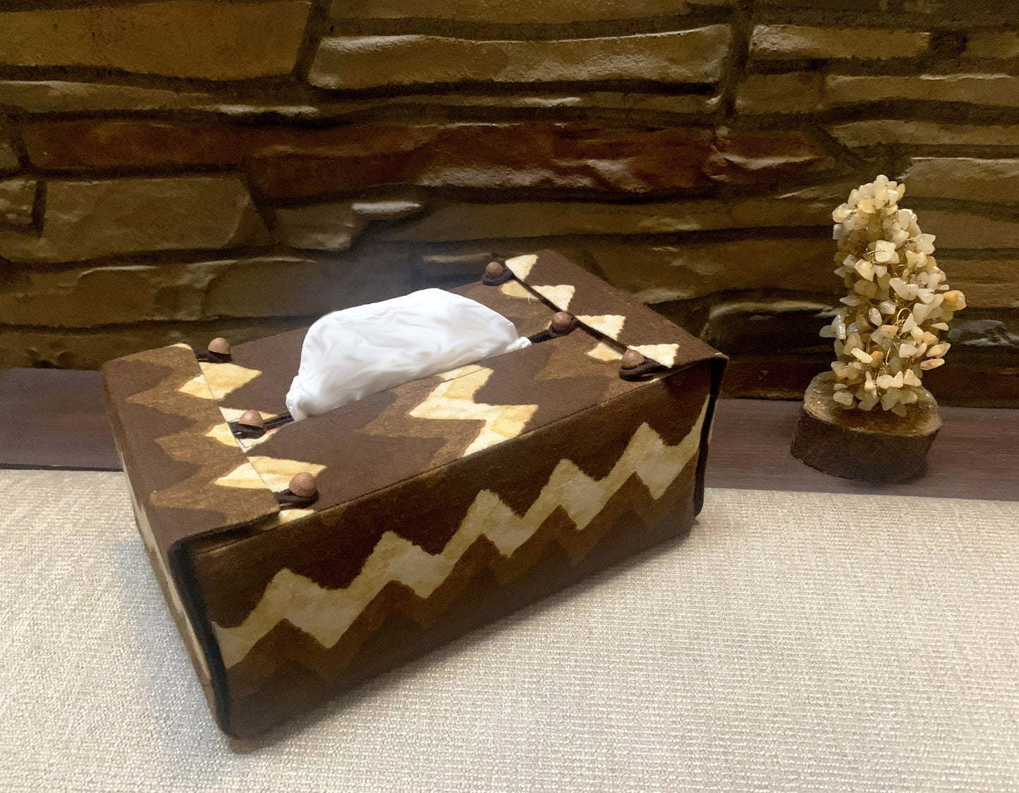 Bruna Lehar Tissue Box Cover