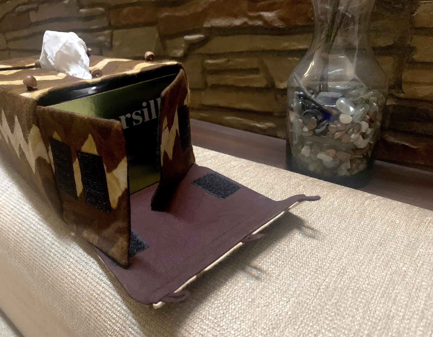 Bruna Lehar Tissue Box Cover
