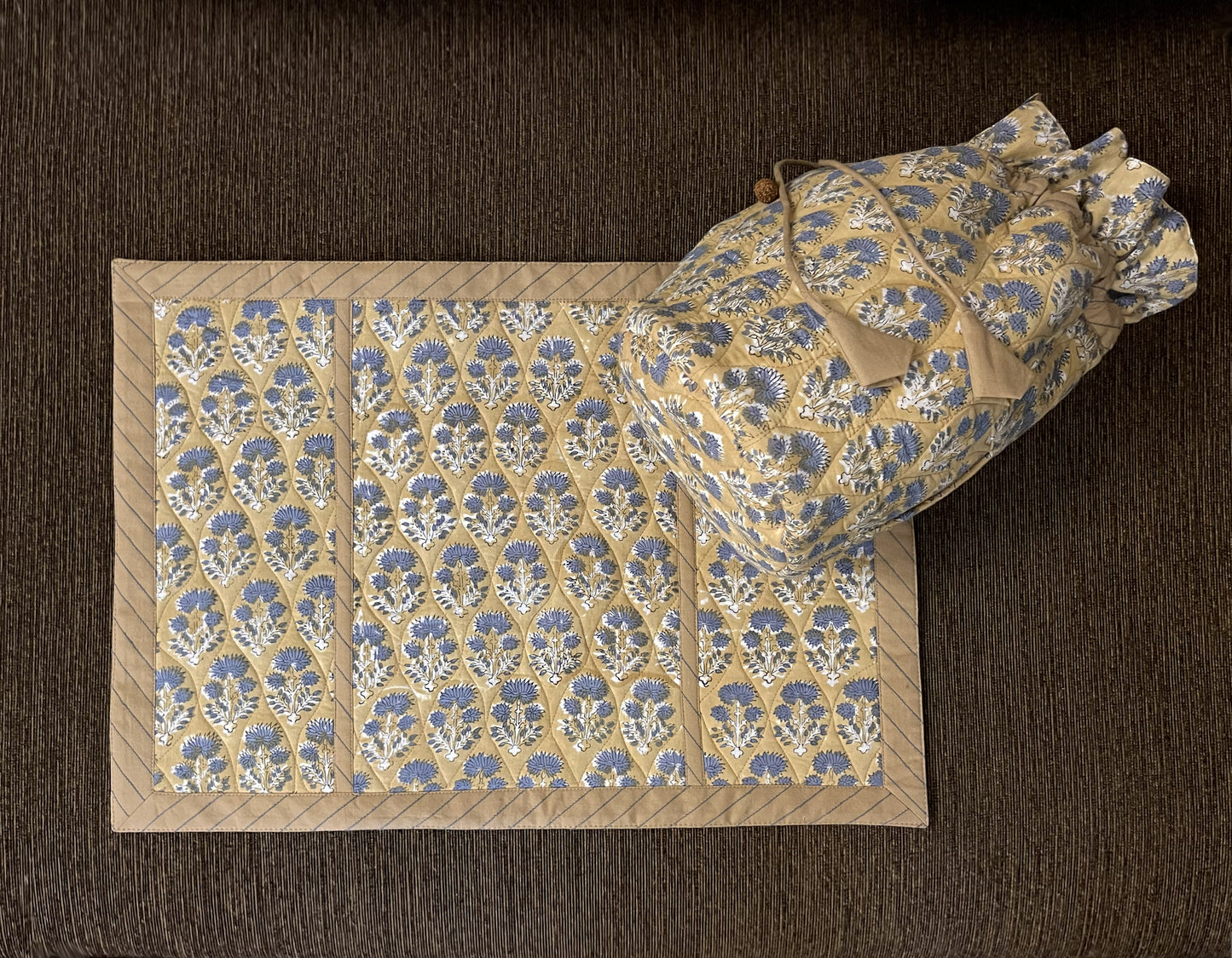 Moreka Tea Cozy & Tray Cloth set