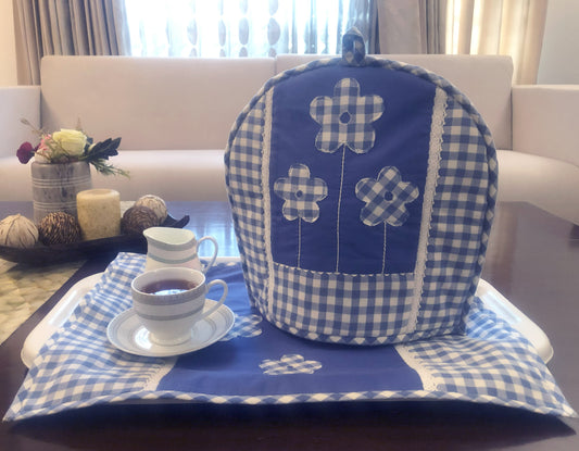 Laboni Tea Cozy & Tray Cloth set