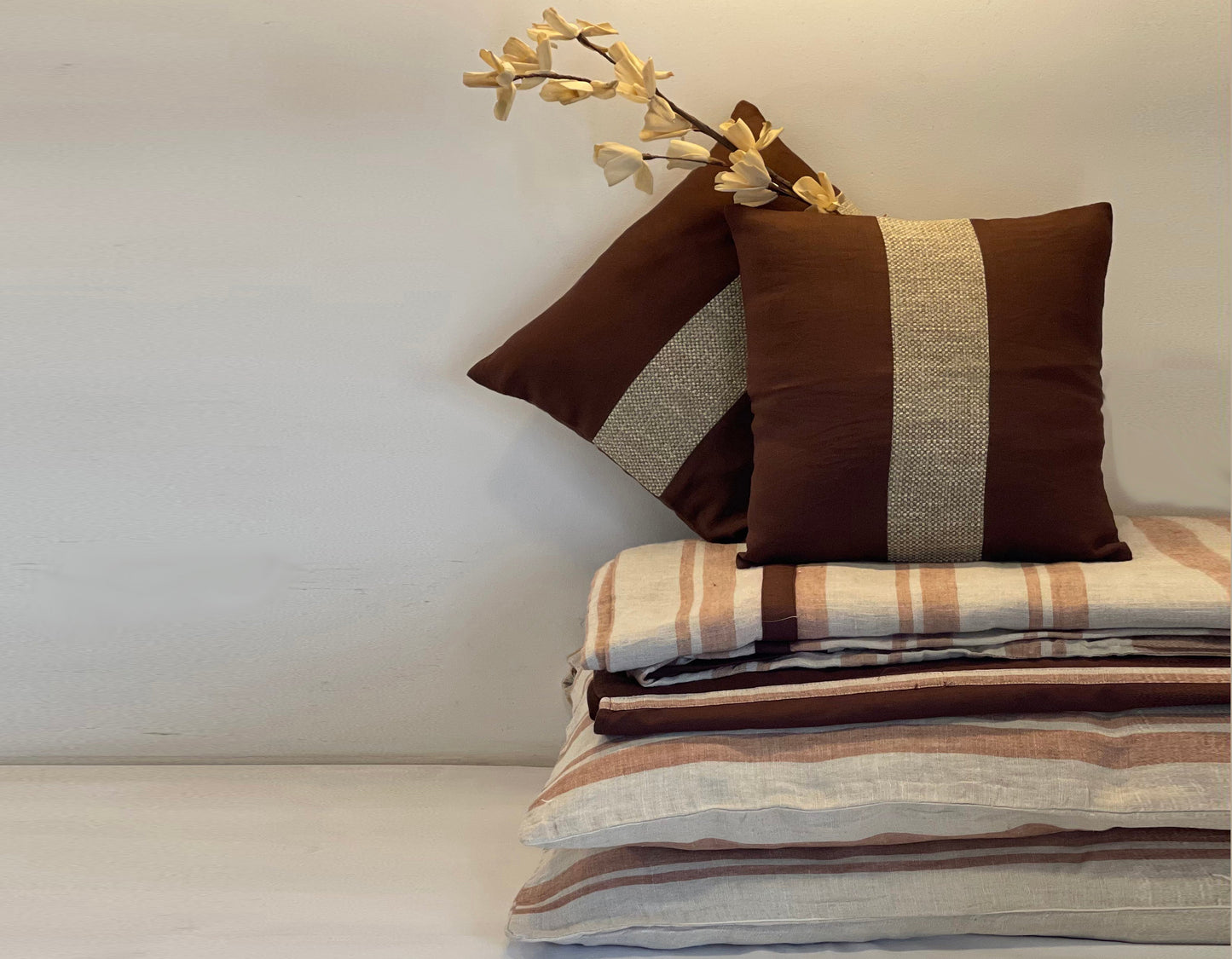 Stripped Brown Bed Linen bundle