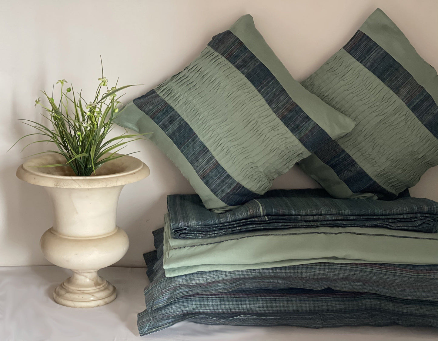 Green Spectrum Bed Linen bundle