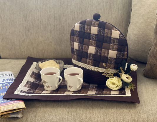 Bronna Tea Cozy & Tray Cloth set