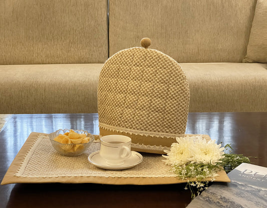 Tarsem Tea Cozy & Tray Cloth set