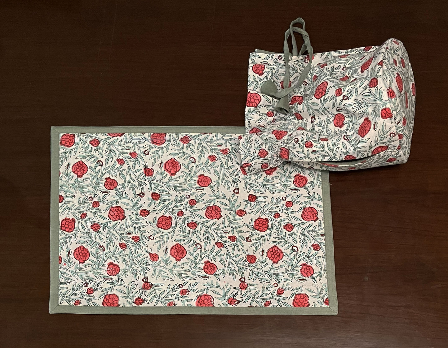 Talika Tea Cozy & Tray Cloth set