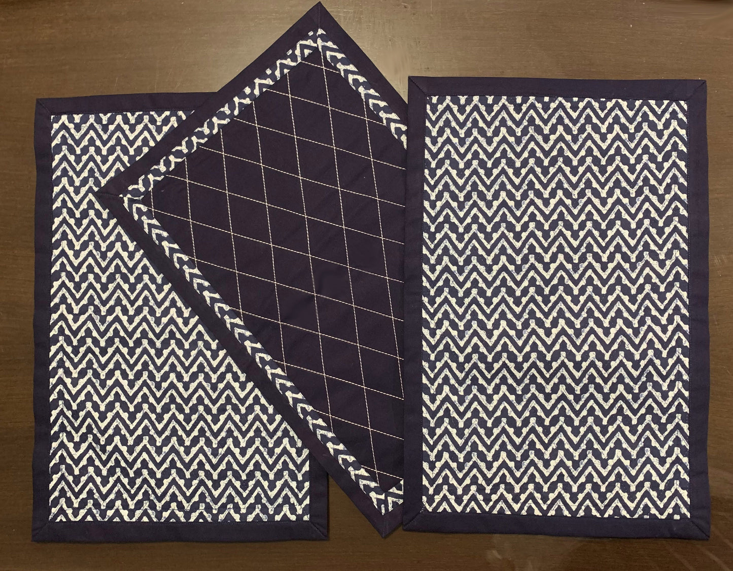 Marine Tide Placemats & Runner Set (reversible)