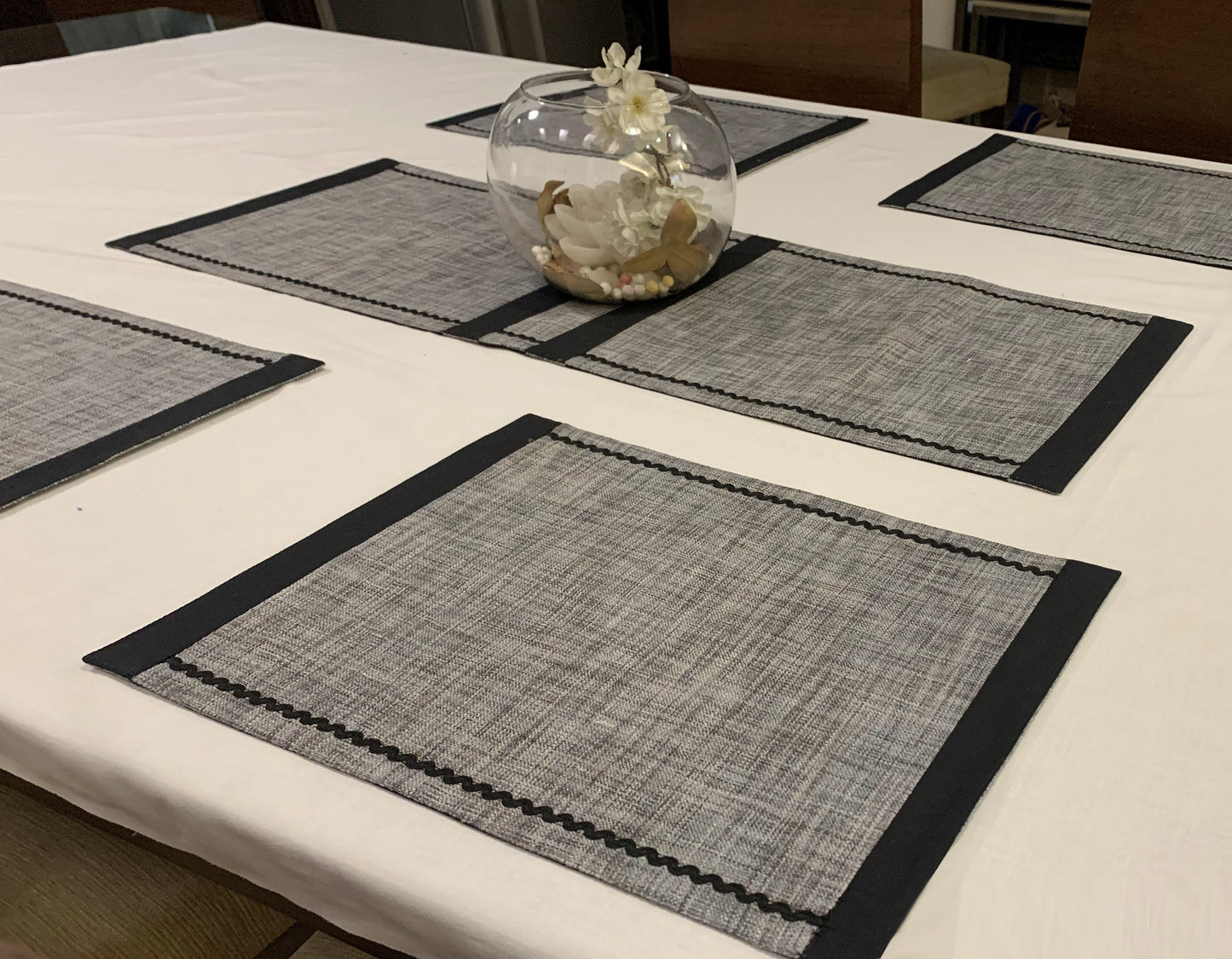 Merald Placemats & Runner Set