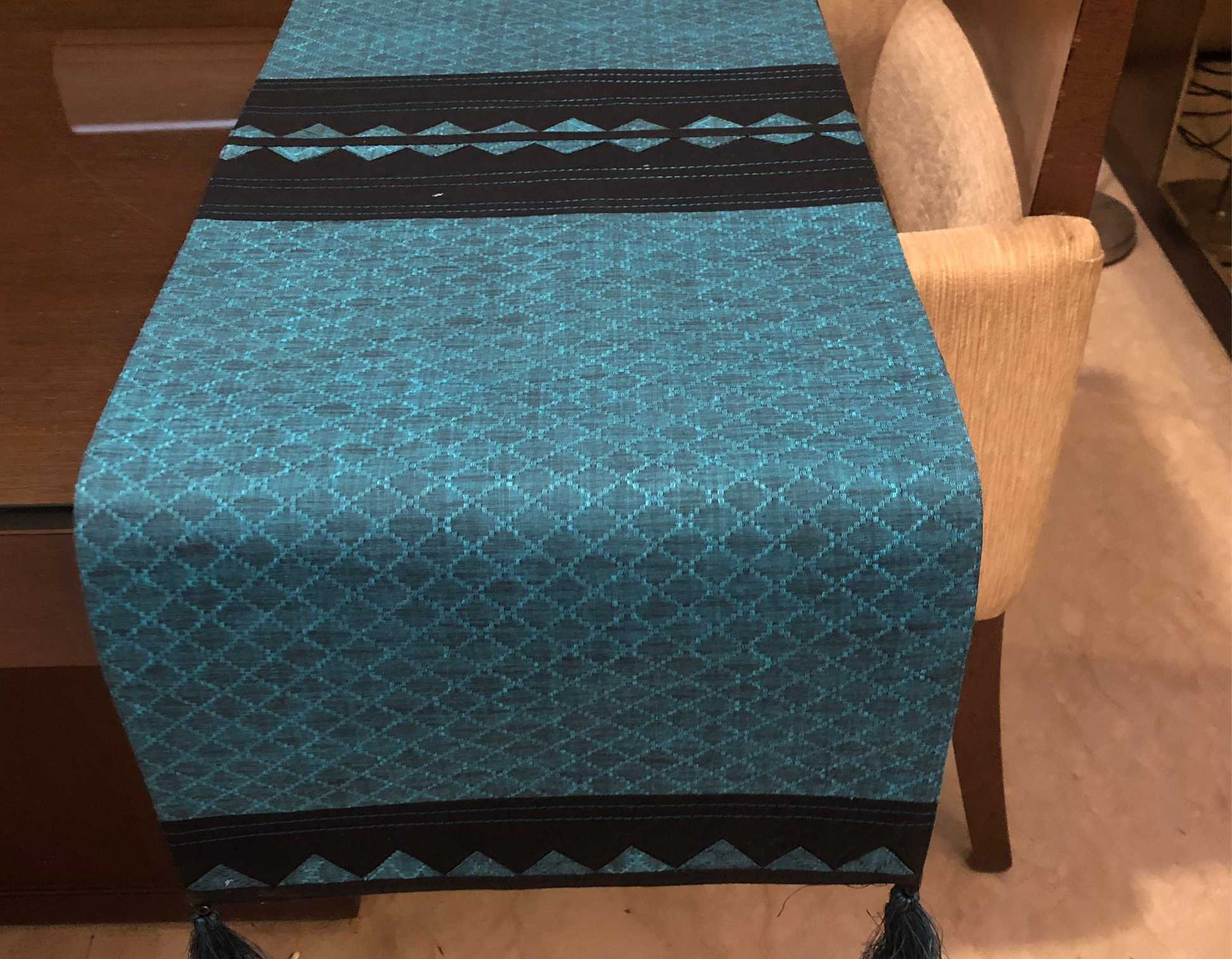 blue table runner